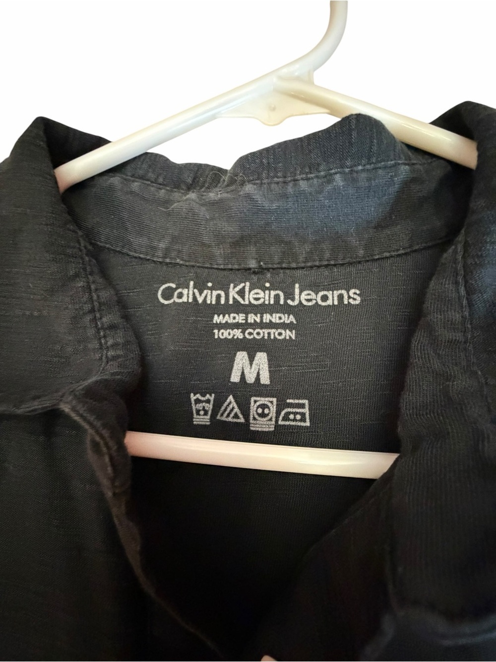Calvin Klein Jeans Men's Black Short-Sleeve Polo - Picture 3 of 5